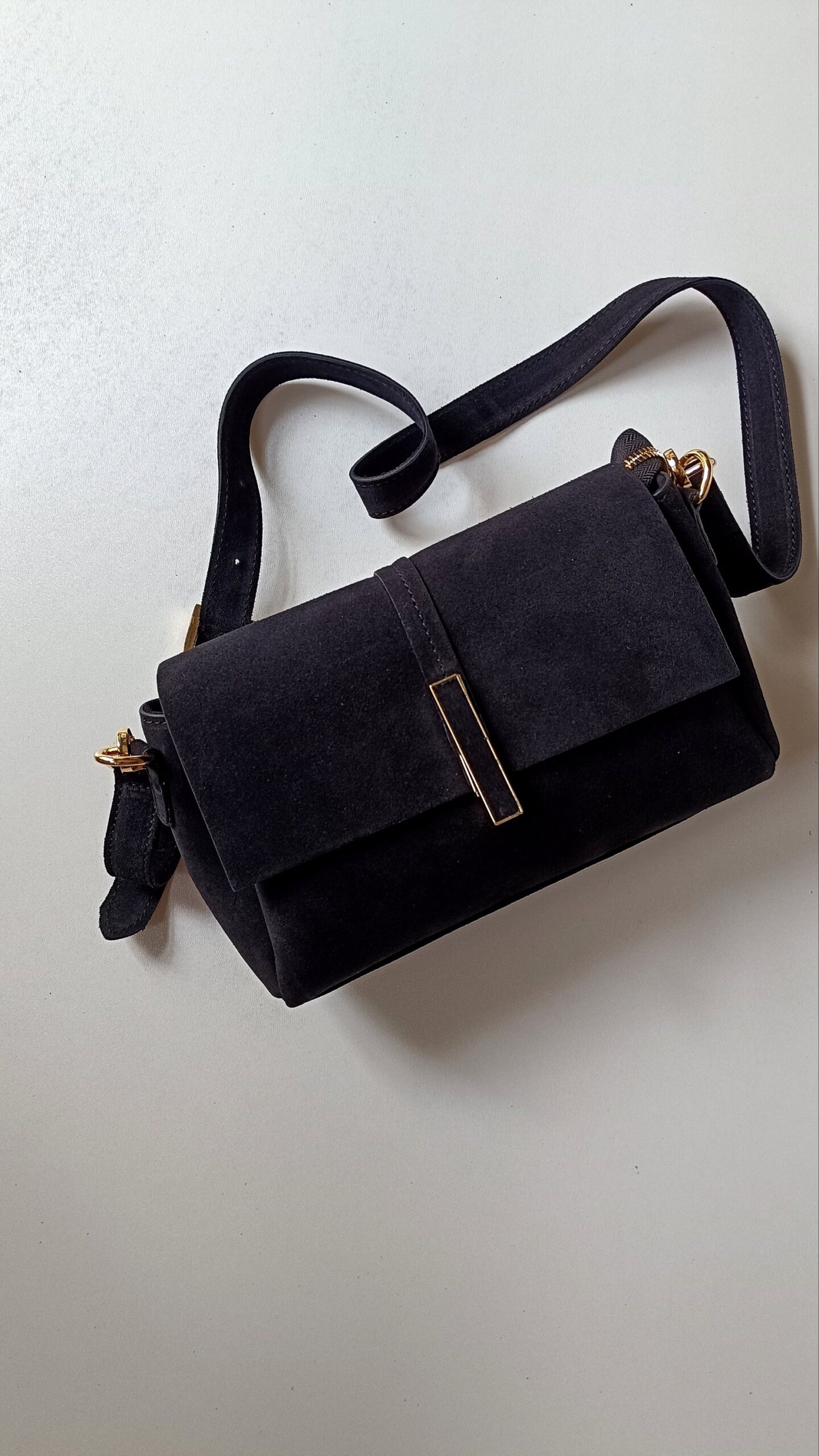 Luigi zamsz black - obrazek 3